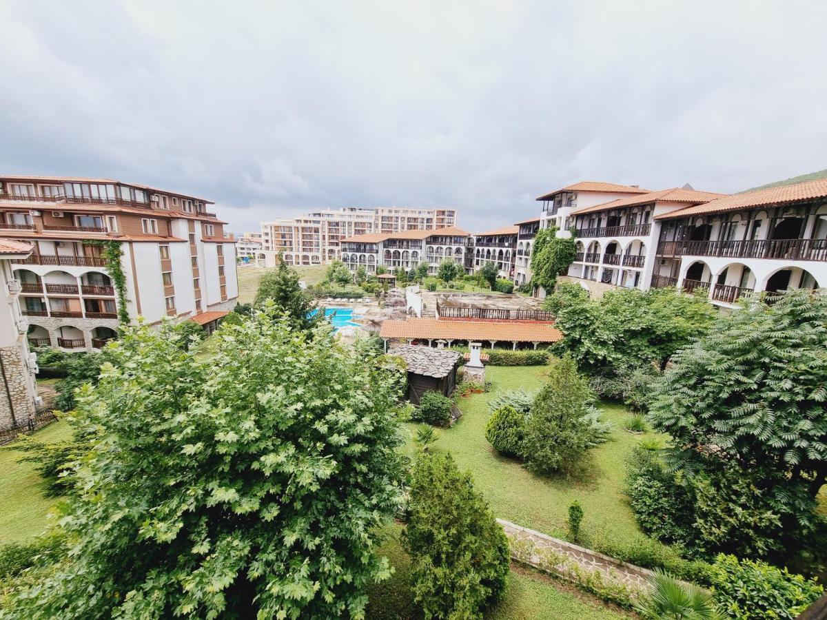 Modern 1Bd At Watermill Apartment Complex Свети-Влас Экстерьер фото