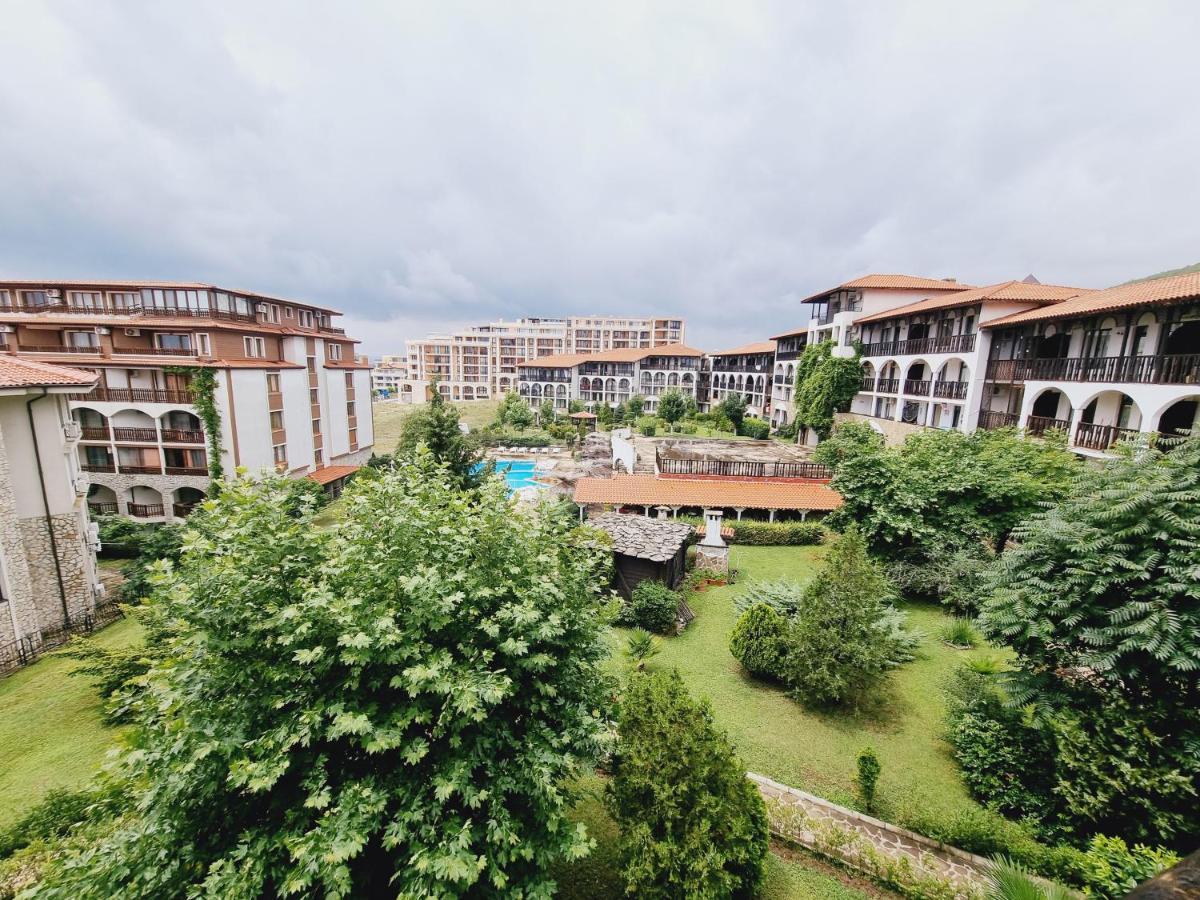 Modern 1Bd At Watermill Apartment Complex Свети-Влас Экстерьер фото